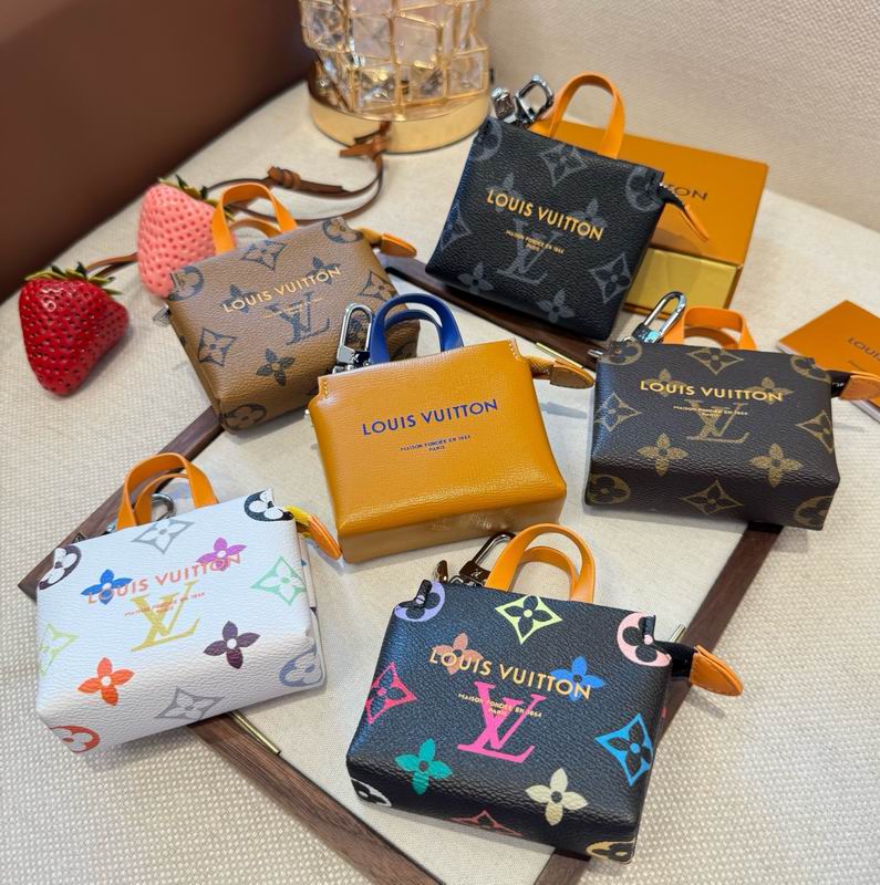 LV AirPods 062301